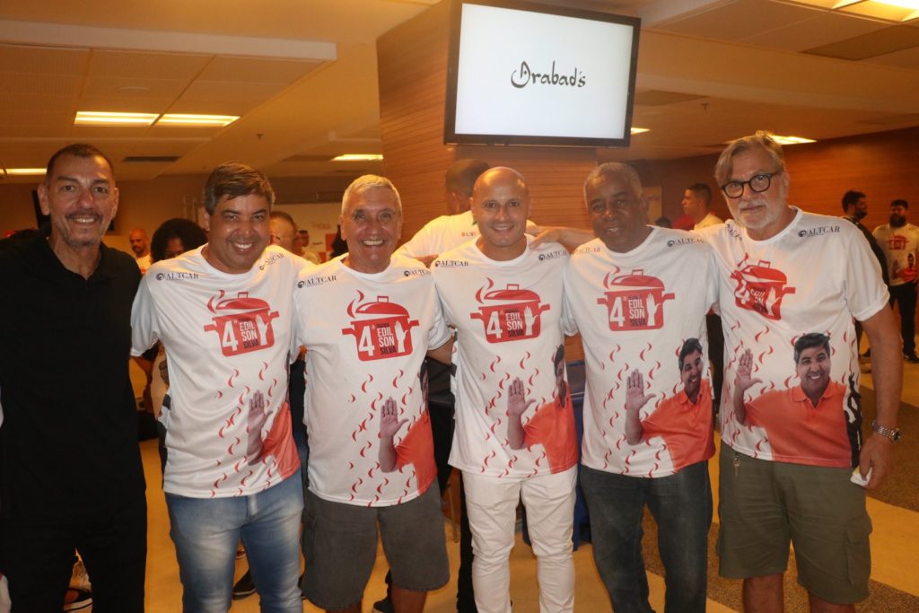Edilson Silva reúne amigos e famosos para feijoada / Rogerio Fidalgo - Divulgação
