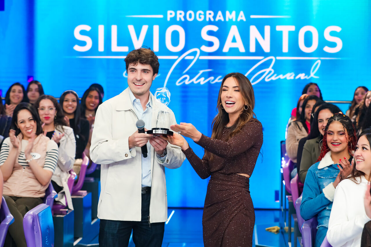 Nina volta ao “Programa Silvio Santos”, agora como convidada do