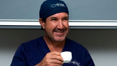 André Venturelli é cirurgião plástico e atua na parte da medicina estética