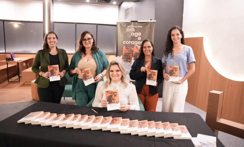 Livro da psicoterapeuta Dra. Lilian de Paula vira bestseller na Amazon