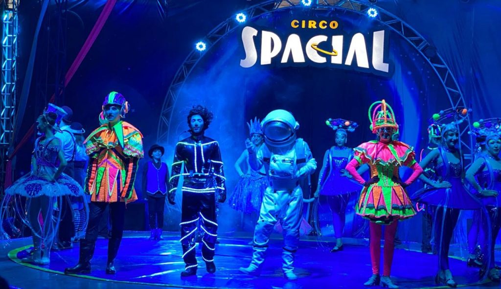 Spark no Circo Spacial