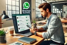 batch DALL·E 2024 11 01 16.17.14 A marketing manager working on WhatsApp tasks sitting at a modern desk with a laptop and smartphone focused on coordinating messages campaigns and